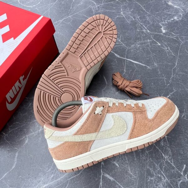 SB Dunk Cofee brown - Image 2