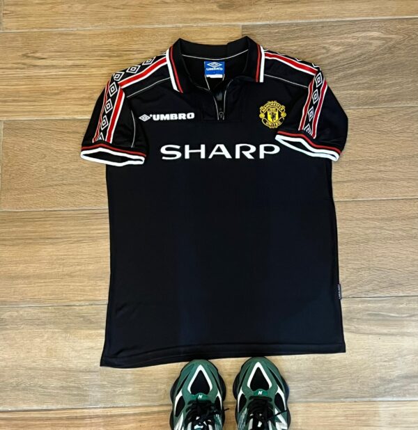 Manchester United Black