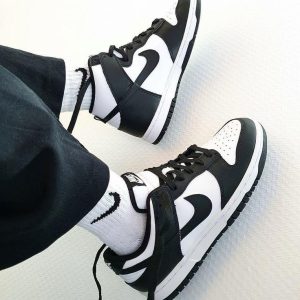 SB dunk low Panda