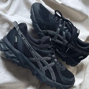 Asics GT Black