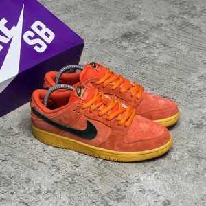 Dunk low iso Burnt Surprise