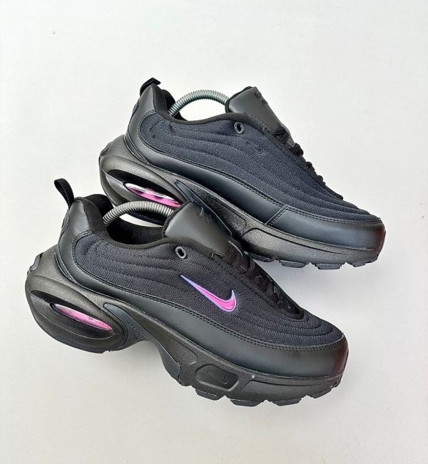 AM Portal Triple Black