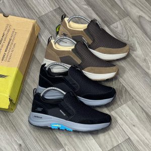 Skechers Slip on
