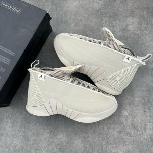 AJ 15 Billie eilish