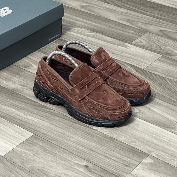 New Balance 1906L Burgundy - Image 2