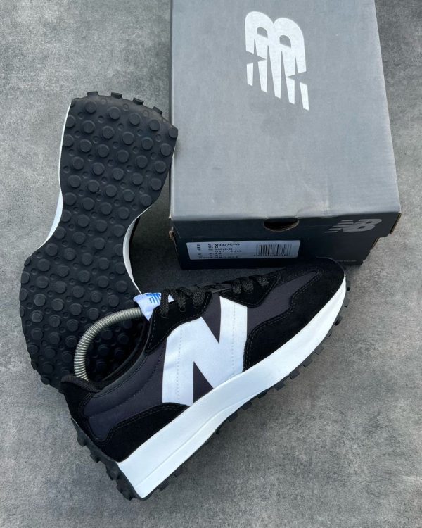 NB 327 Black & White - Image 2
