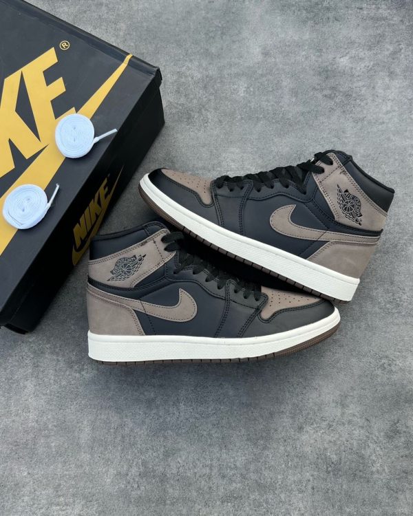 AJ 1 Palomino