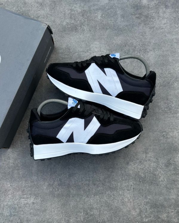 NB 327 Black & White
