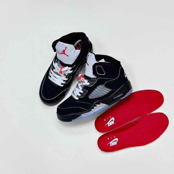 AJ 5 RETRO REIMAGINED