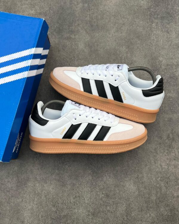 AD Samba white/Black 3