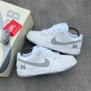 SB Dunk Supreme White
