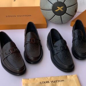 LV Slip ON Shoe in 2 colors