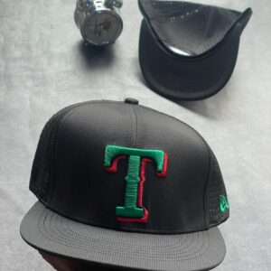 T BLACK FACE CAP