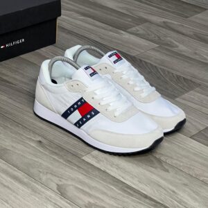 TOMMY JEANS WHITE