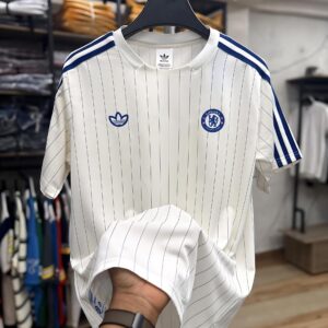 CHELSEA WHITE EXCLUSIVE