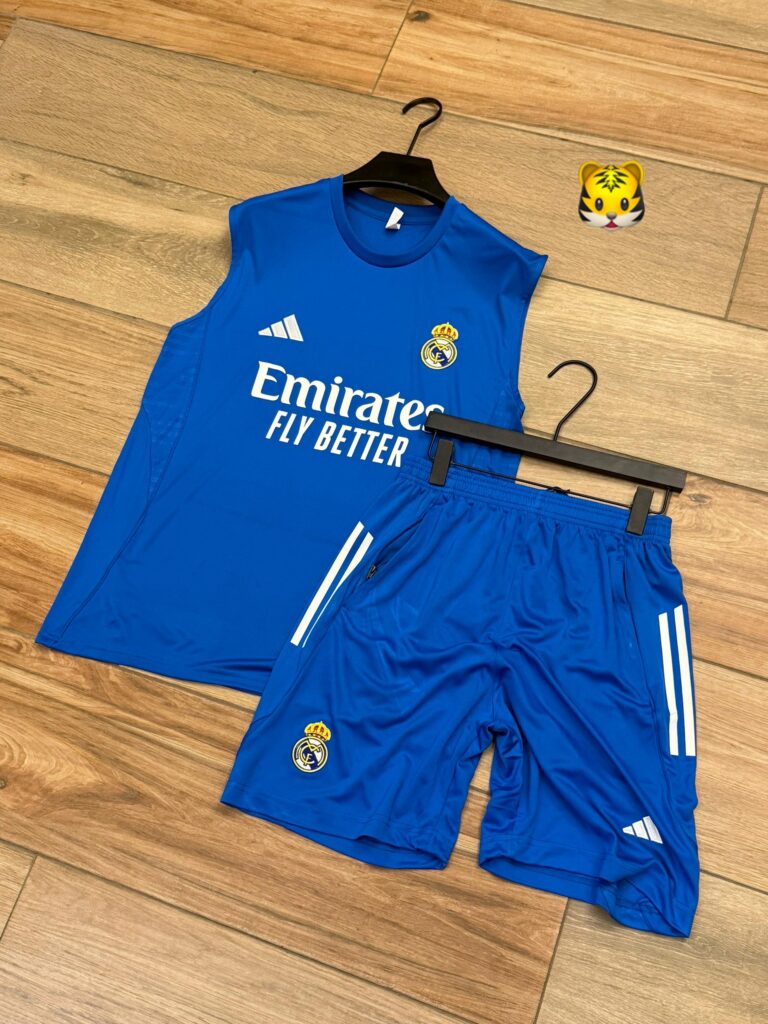 REAL MADRID BLUE TRAINING GEAR