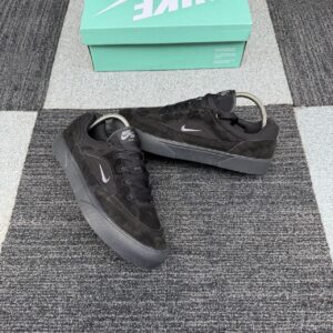 SB MALOR TRIPLE BLACK