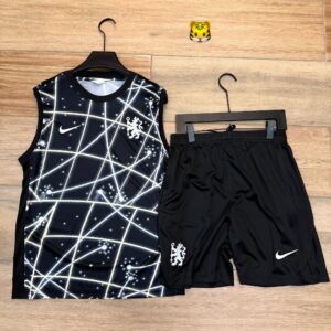 BLACK TRAINING GEAR