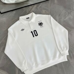 WHITE EXCLUSIVE SWEATSHIRT