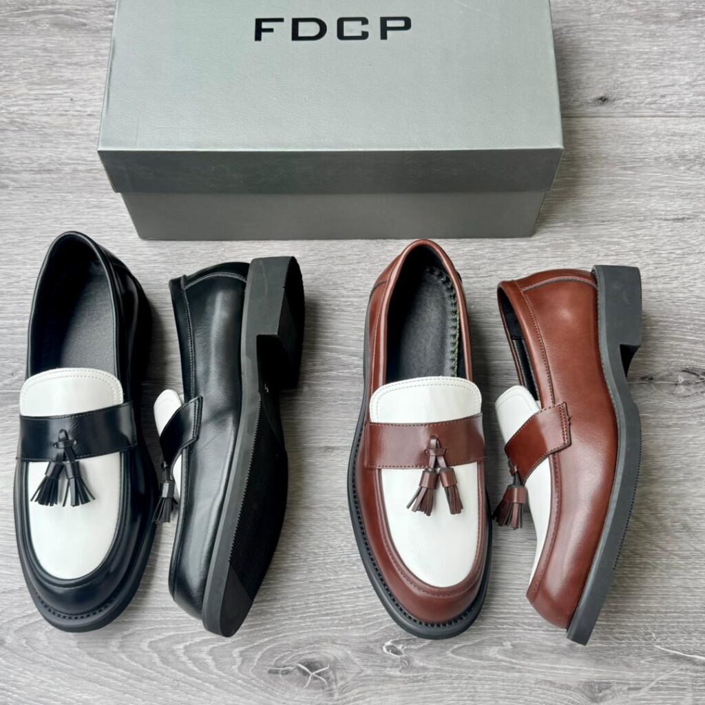 FDCP TWO-TONE TASSEL LEATHER LOAFER IN BLACK & BROWN