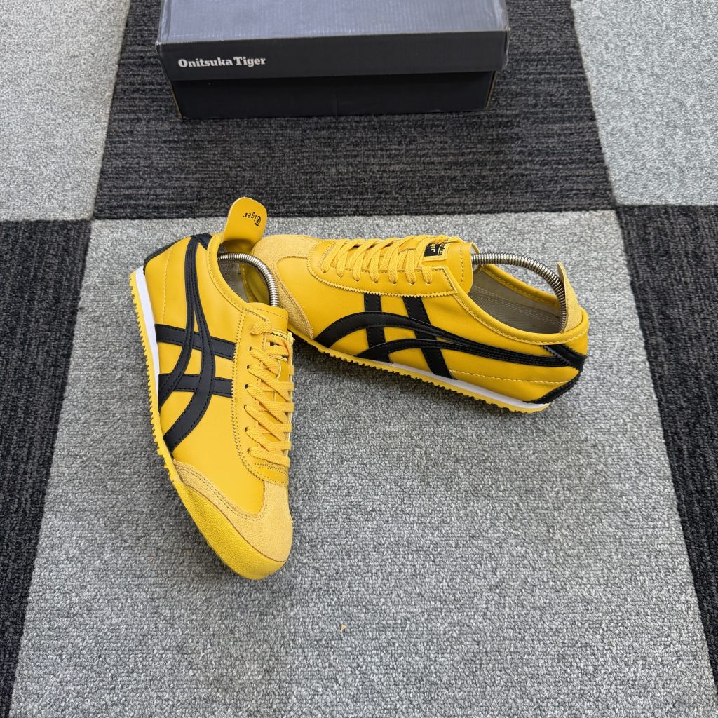 ONITSUKA TIGER YELLOW
